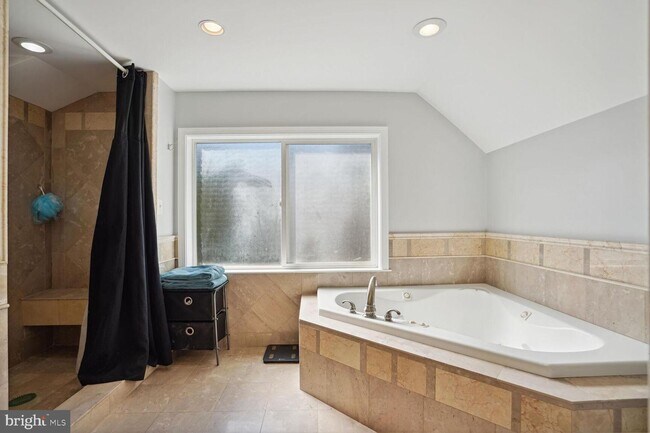 Building Photo - 7713 Winterberry Pl