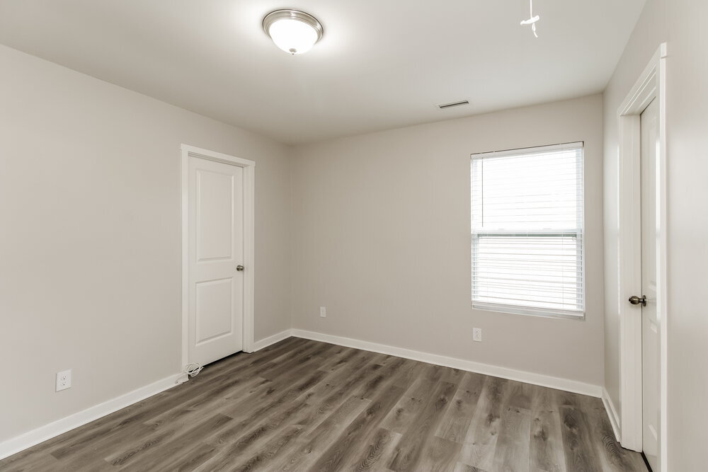 Building Photo - 1048 Joselynn Drive