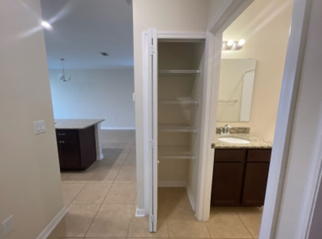 Building Photo - 5003 Brickwood Rise Dr