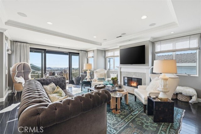 Building Photo - 633 12th St