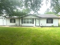 Building Photo - 2303 Greengold St
