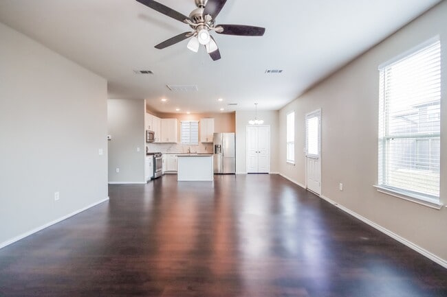 Building Photo - 4411 Windmill Run Dr