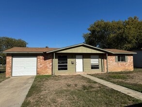 Building Photo - 1029 Vly Frg Dr