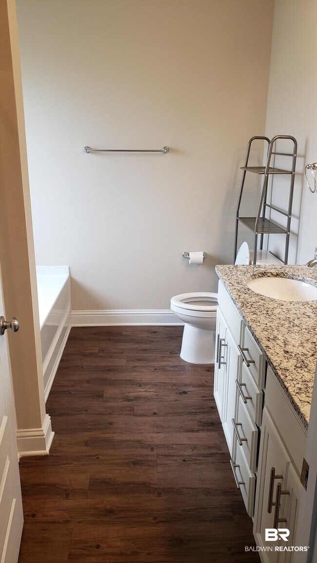 Building Photo - 24490 Kipling Ct