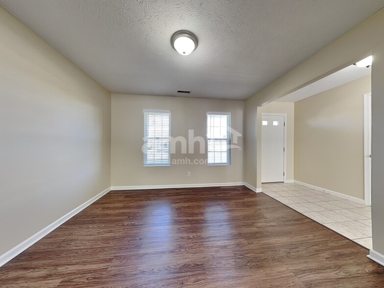 Building Photo - 834 Ginger Ridge Dr