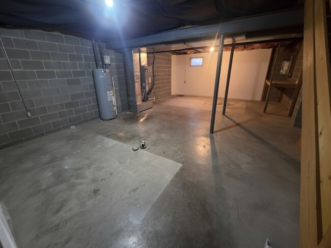 Building Photo - 521 Cobblestone Ln