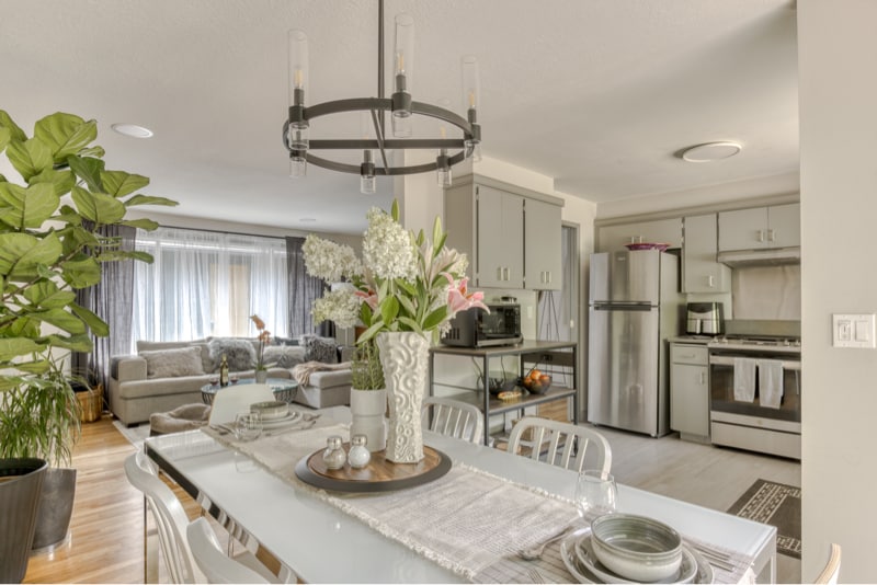 Building Photo - 9035 SW Monterey Pl