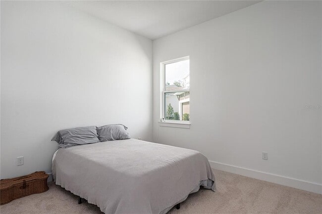 Building Photo - 8210 Golden Bch Ct