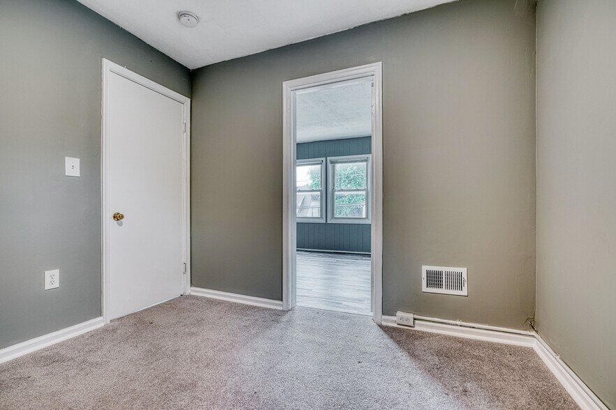 Building Photo - 5 Sunship Rd