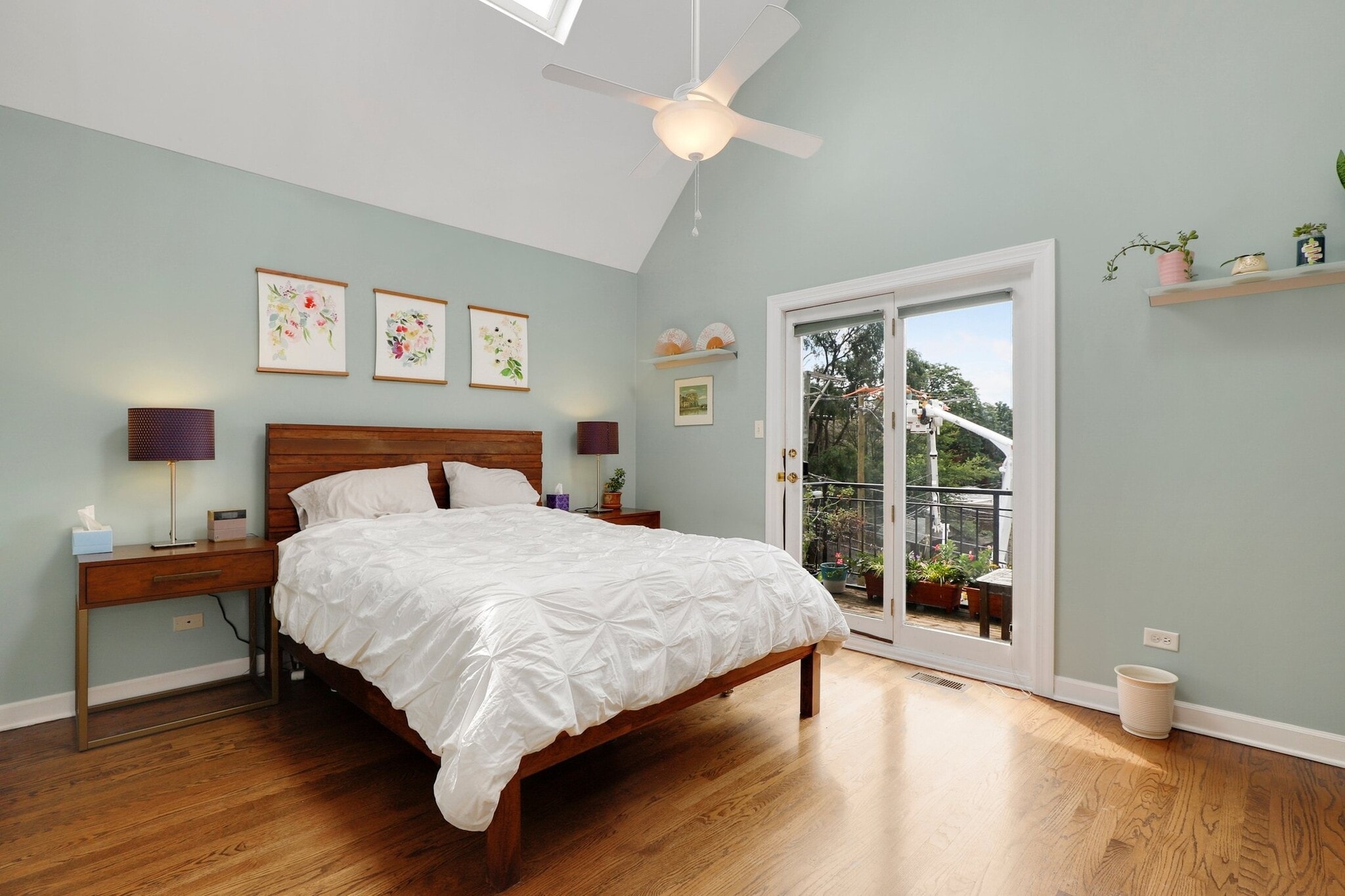 Master Bedroom - 2117 W Evergreen Ave