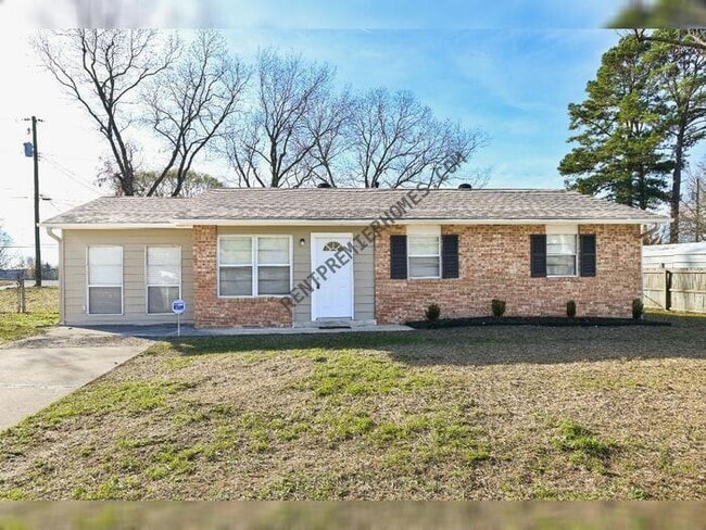 Building Photo - 1 Coral Ln