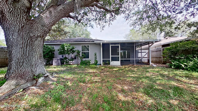 Building Photo - 1140 Hidden Cove Cir