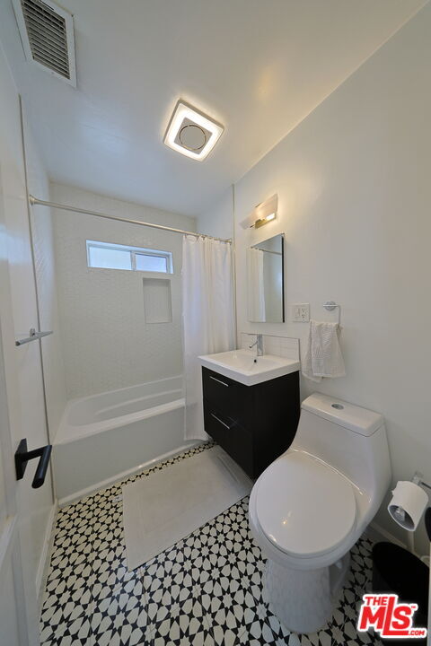 Building Photo - 1630 Penmar Ave