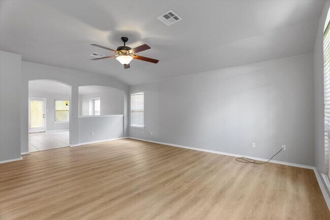 Building Photo - 2539 Pearson Way