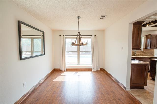 Building Photo - 8204 Tavaros Dr