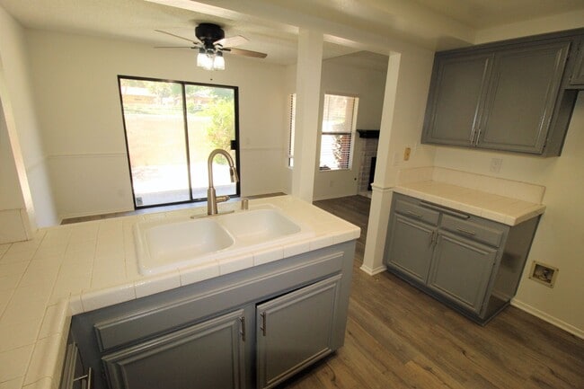 Building Photo - Updated La Ventana Condominium