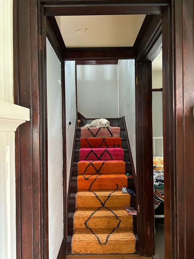 Building Photo - 6123 SE Harold St