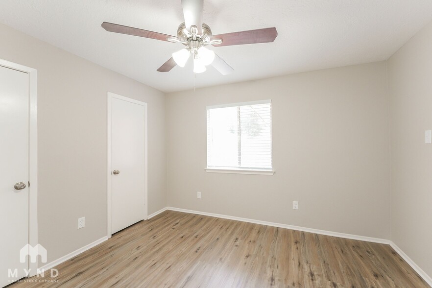 Building Photo - 3218 Sedgeborough Cir