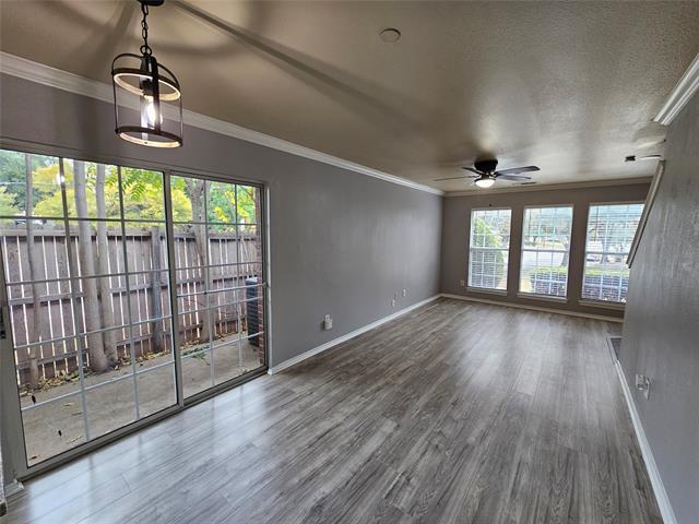 Building Photo - 611 Oriole Blvd