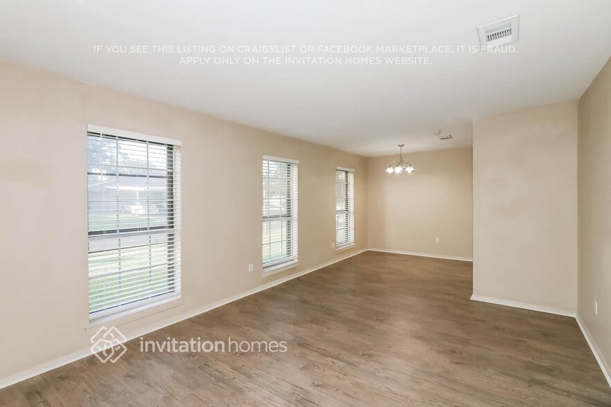 Building Photo - 745 Academy Ln