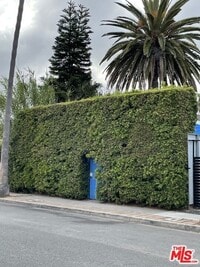 Building Photo - 926 California Ave