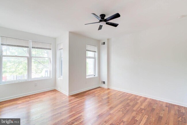 Building Photo - 75 P St NW