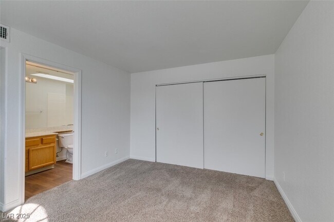 Building Photo - 2963 Juniper Hills Blvd