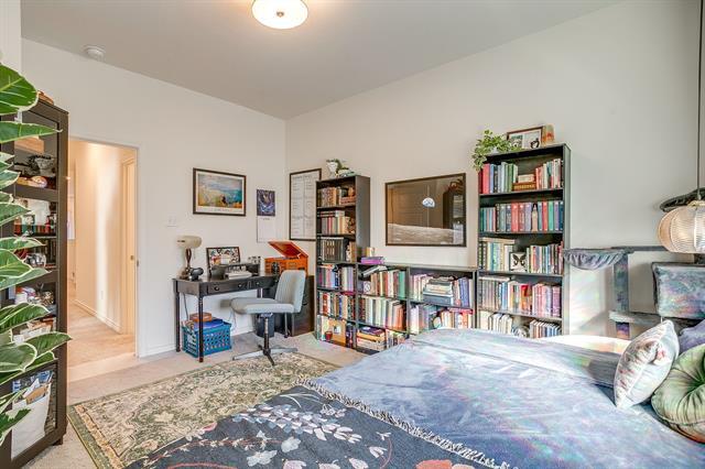 Building Photo - 207 Athenia Dr