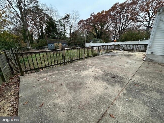 Building Photo - 46627 Yorktown Rd