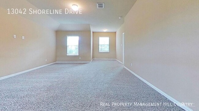 Building Photo - 13042 Shoreline Dr