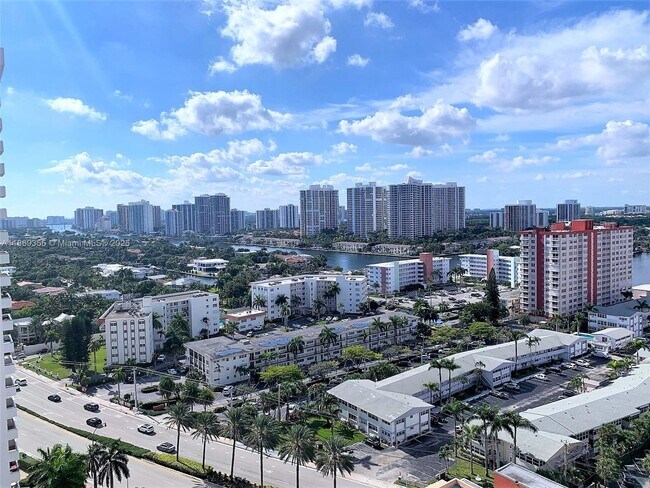Building Photo - 2080 S Ocean Dr