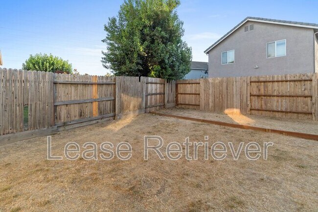 Building Photo - 3523 Gold Coast Ct