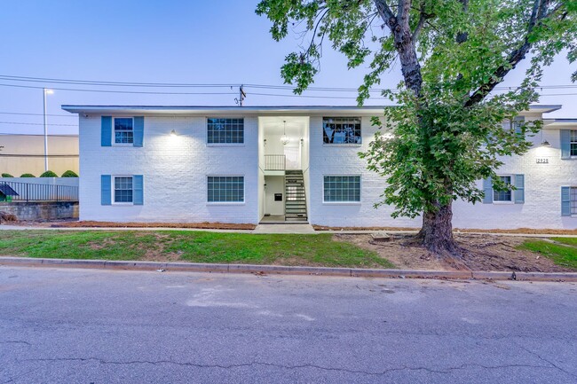 Building Photo - Charming 1-bedroom, 1-bath apartment locat...