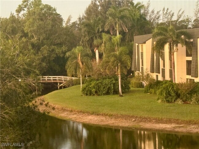 Building Photo - 1645 Spoonbill Ln