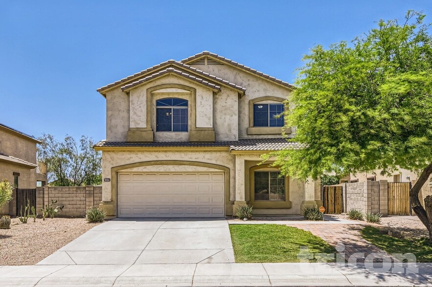 Building Photo - 924 S 240th Dr