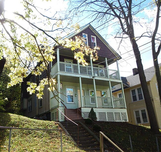 Primary Photo - 1020 Madison St
