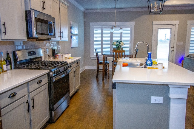 Building Photo - 14696 Demarie Ln