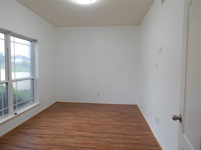 Building Photo - 19538 Otter Trail Ct