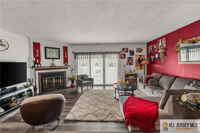 Building Photo - 417 Northam Dr