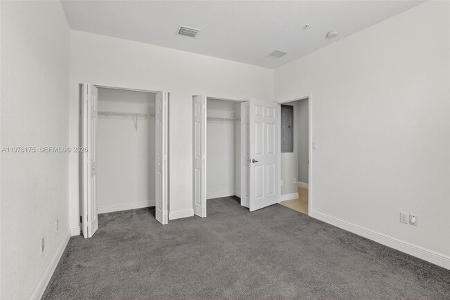 Building Photo - 1036 SW 147th Ave