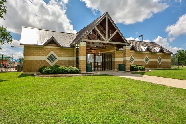 Building Photo - Great 4 bedroom in Cedar Park