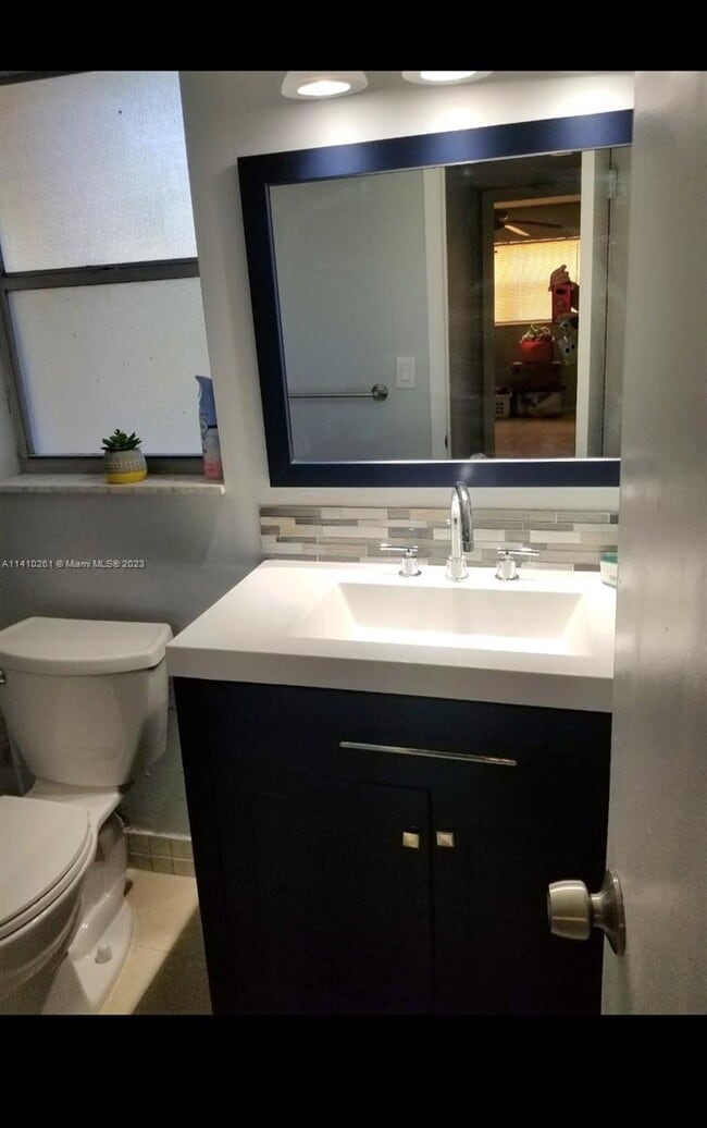 8110 Sunrise Lakes Blvd 8110 Sunrise Lakes Blvd Sunrise FL 33322