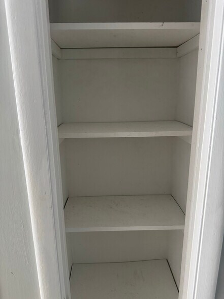 Building Photo - 3742 School St