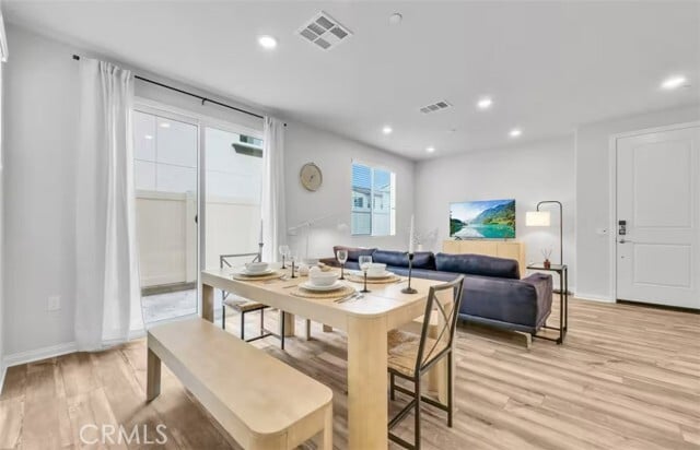 Building Photo - 1424 Prairie Rose