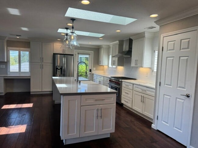 Building Photo - Wonderful 3 bedroom 2 bath, Two story home in S. Walnut Creek, Lakewood community!