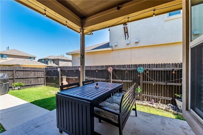 Building Photo - 1512 Hamiltons Wy