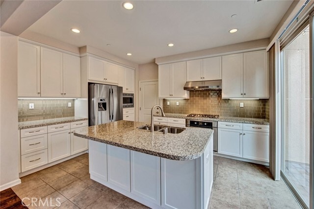 Building Photo - 135 Rose Arch