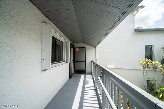 Building Photo - 6300 Sugar Bush Ln