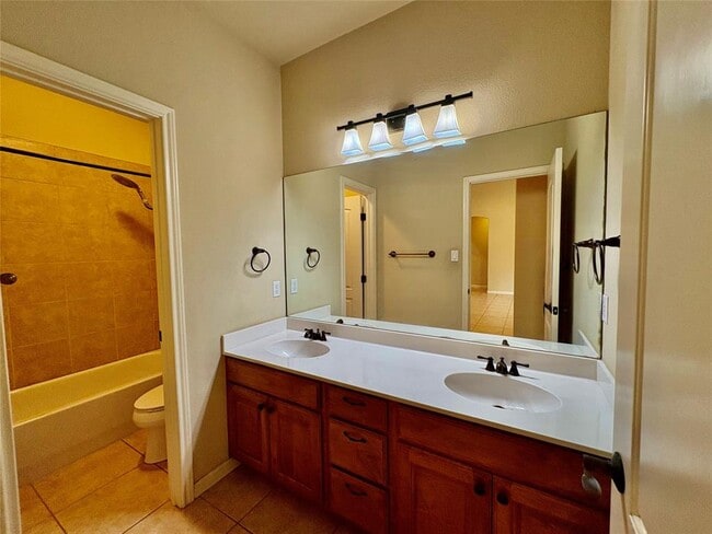 Building Photo - 15210 Falcon Dr