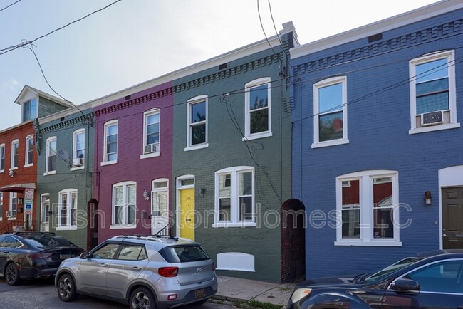 Building Photo - 464 Lafayette St